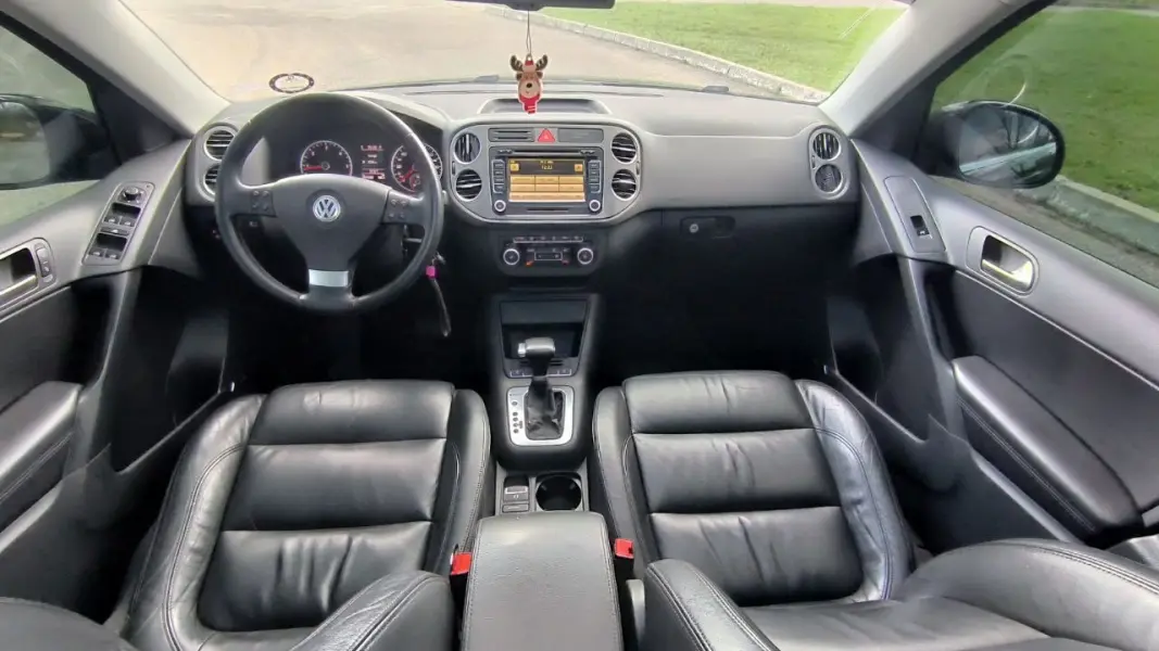 Volkswagen Tiguan, 2011