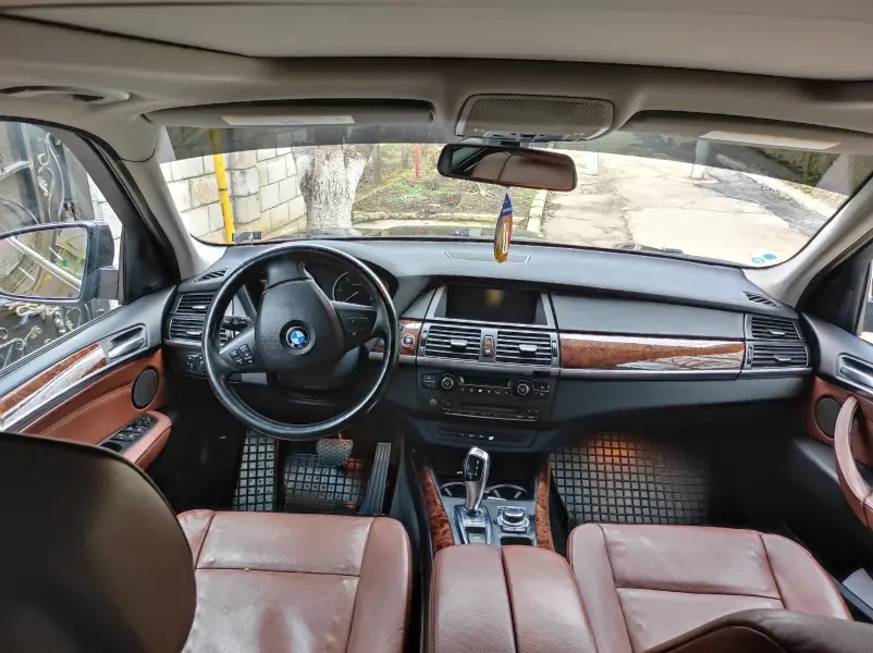 BMW X5, 2012