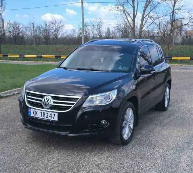 Volkswagen Tiguan, 2011