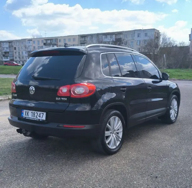 Volkswagen Tiguan, 2011