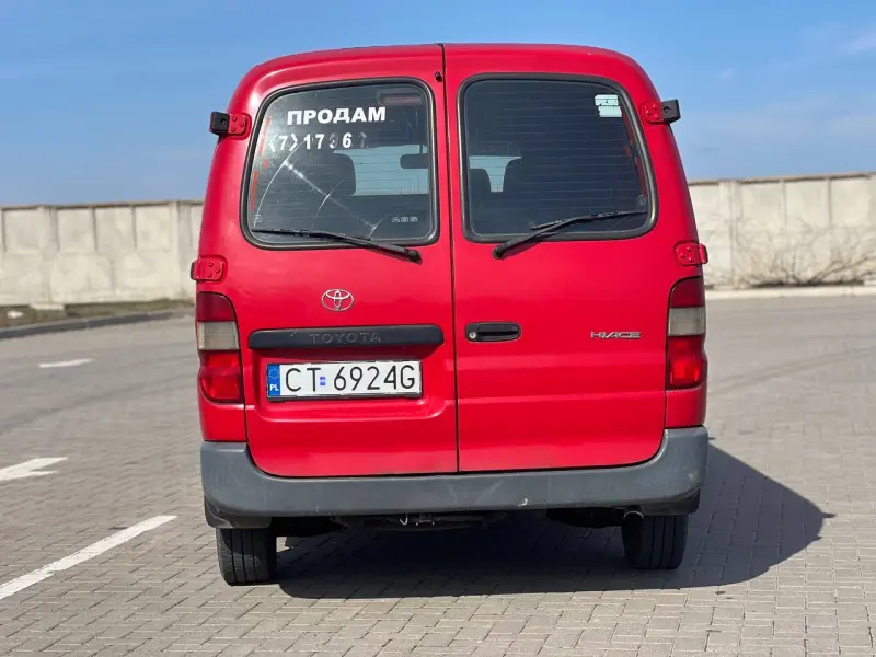 Toyota HiAce, 2008