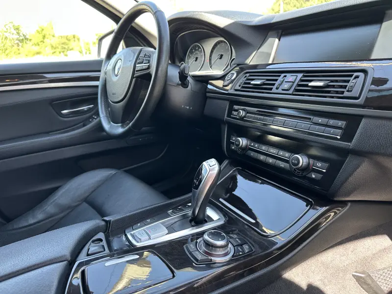 BMW 5 Series, 2012