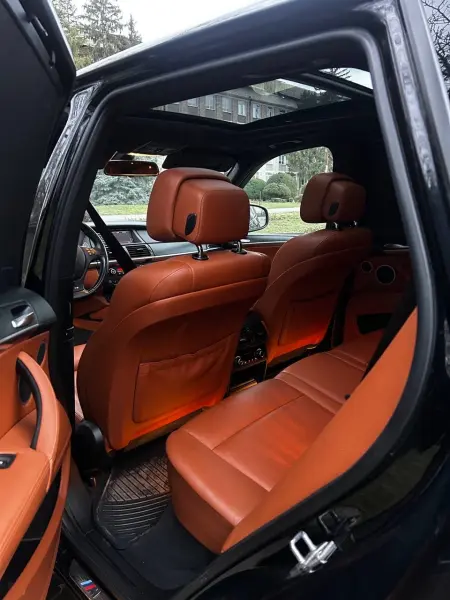 BMW X5 M, 2011