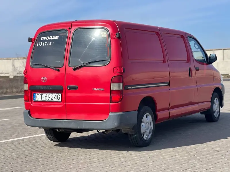Toyota HiAce, 2008