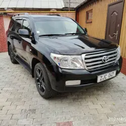 Toyota Land Cruiser, 2011